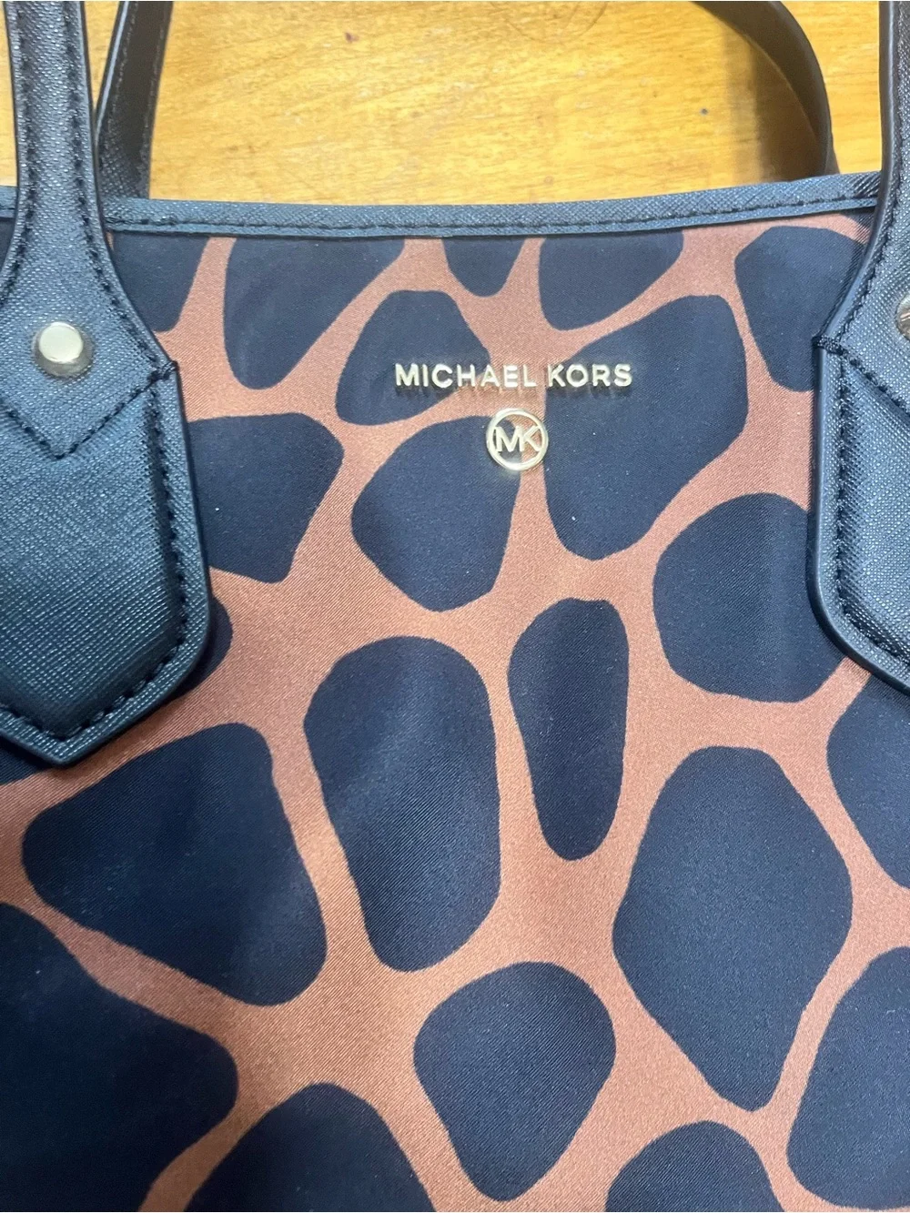 Michael Kors Brown & Black Giraffe Print Tote Bag nwt